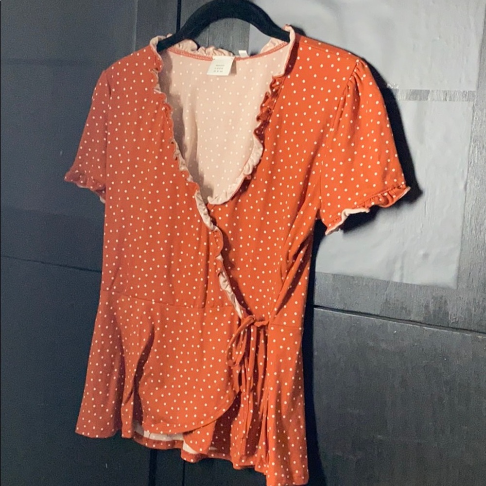 SOLD... Cute summer or fall blouse